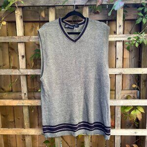 Vintage Knit Men’s Vest Y2K 90s Sweater Vest Neutral Minimalist Classic